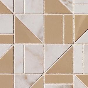 CALACATTA DELICATO/ONICE MIELE SLASH MOSAICO